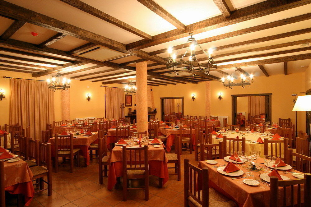 Hotel Rural Llano Pina Loja Restaurant bilde